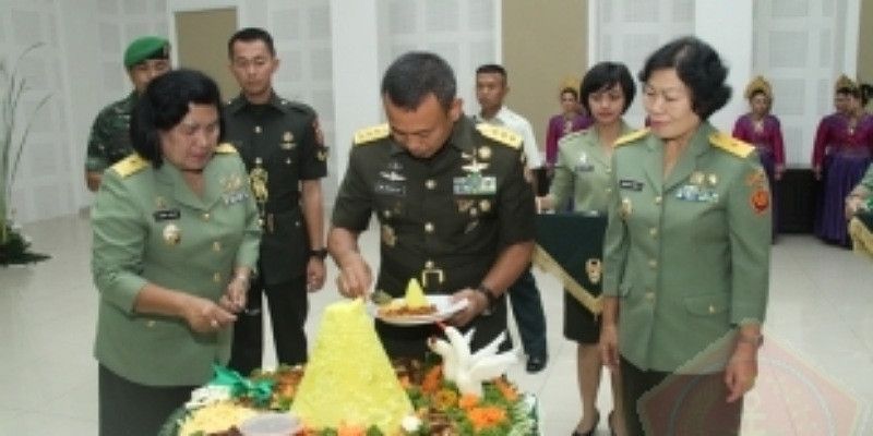 Theresia Abraham Masa Kecil Senang Balet, Akhirnya Jadi Jenderal Bintang&nbsp;Satu