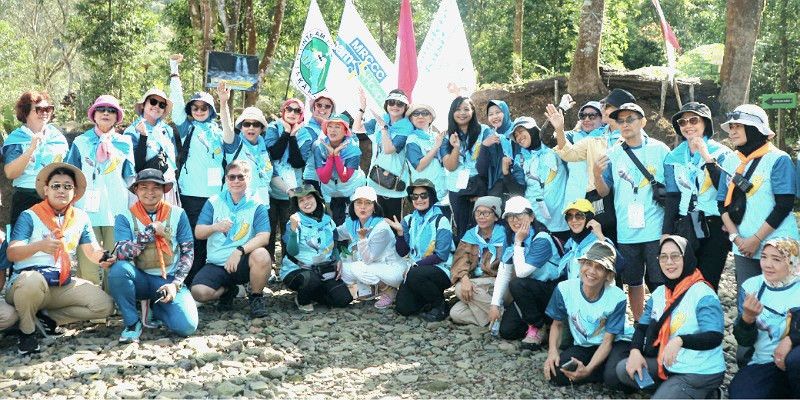 Penyintas Kanker Bisa Jalani Kehidupan Penuh Warna dengan Mendaki&nbsp;Gunung