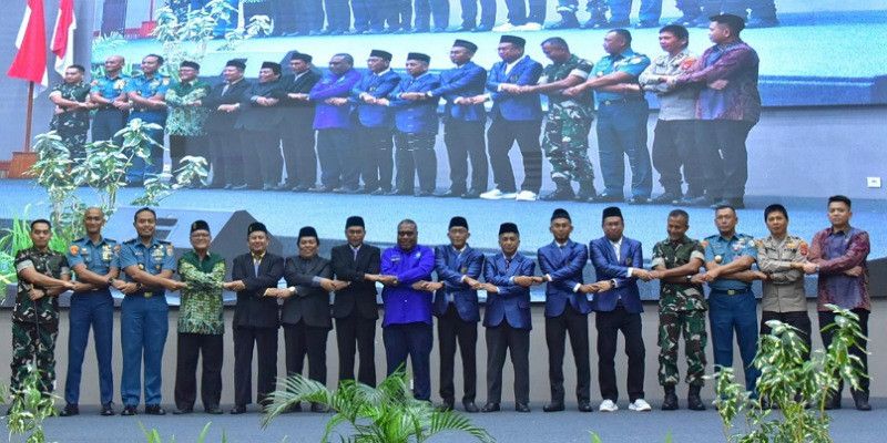 Aspers Pangkoarmada III Hadiri Pelantikan Rektor dan Wakil Rektor Universitas Muhammadiyah&nbsp;Sorong