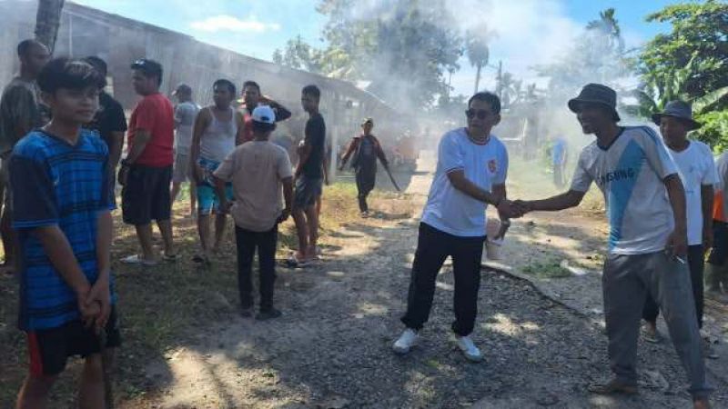 Goro Bersihkan Drainase dan Antisipasi Banjir, Mastilizal Aye Apresiasi Warga Kampung Baru&nbsp;Berok
