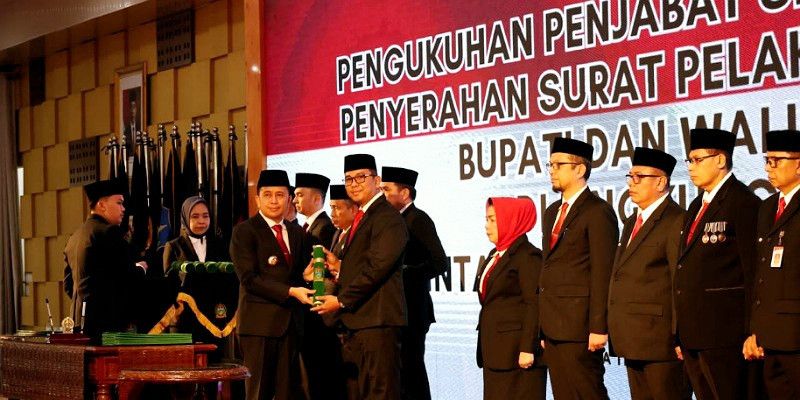 Kadishub Sumut Agustinus Panjaitan Dikukuhkan Sebagai Pjs Bupati&nbsp;Toba