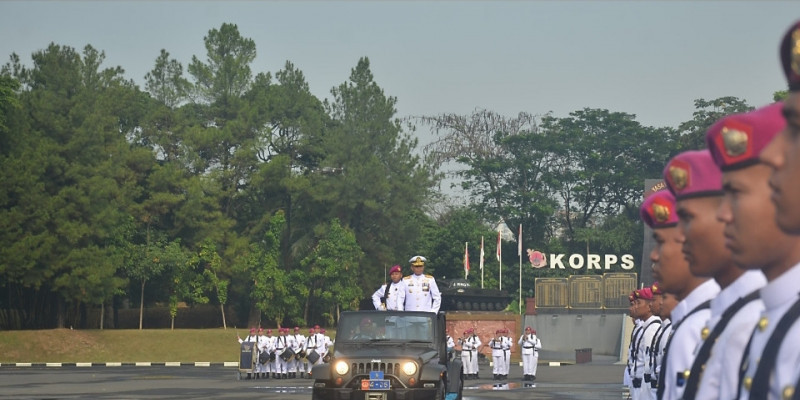 Prajurit Korps Marinir Jakarta Ikut Upacara Peringatan HUT ke-79 TNI&nbsp;AL